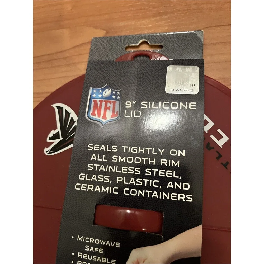 NFL silicone lid